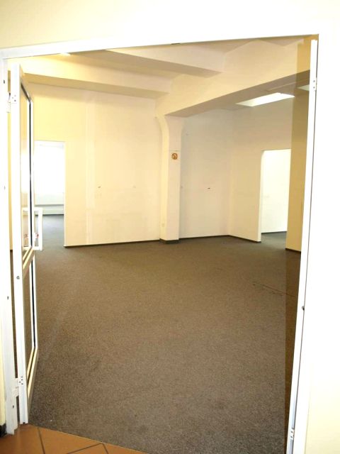 Budynek użytkowy Warszawa