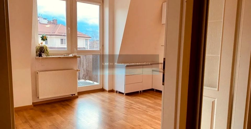 Mieszkanie blok mieszkalny Warszawa