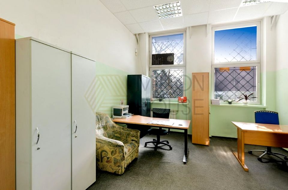 Budynek użytkowy Warszawa