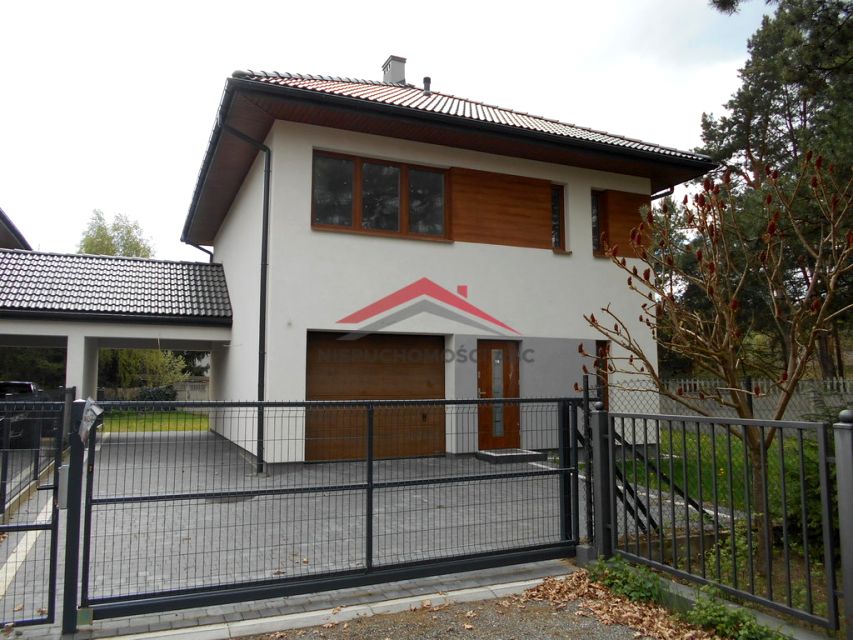 Dom Dąbrowa Chotomowska