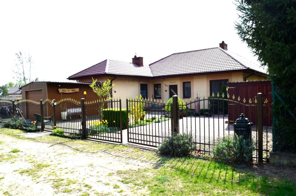 Dom Straszków