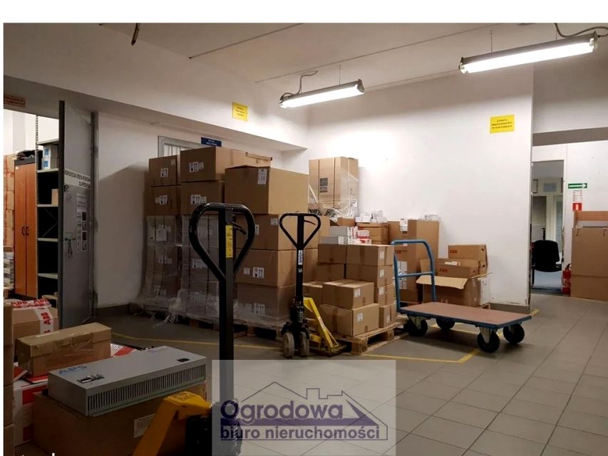 Budynek użytkowy Warszawa