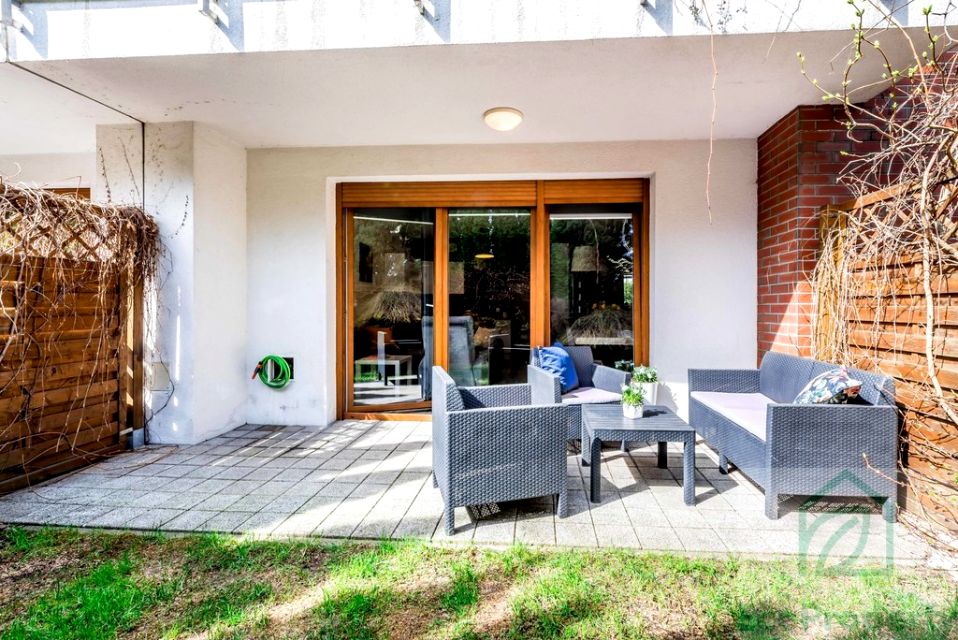 Mieszkanie dom wielorodzinny nad jeziorem