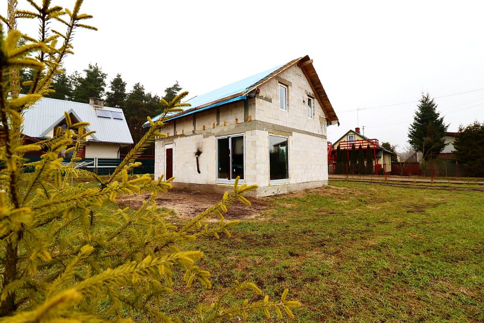 Dom Białobrzegi