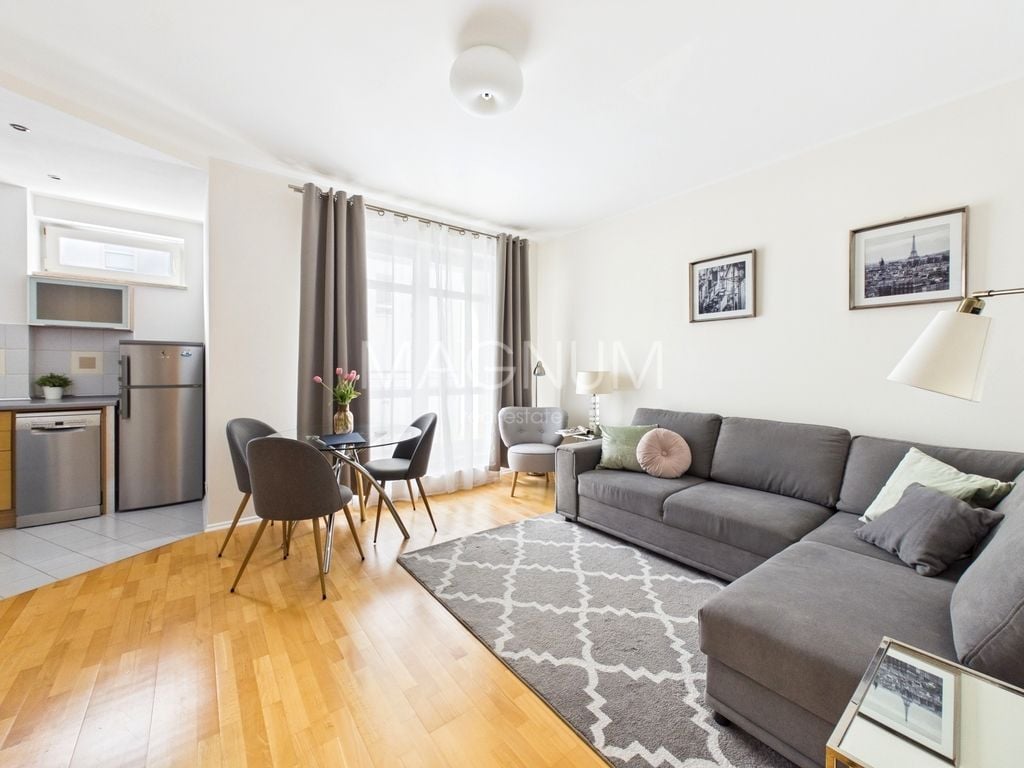 Apartament, Plac Przymierza