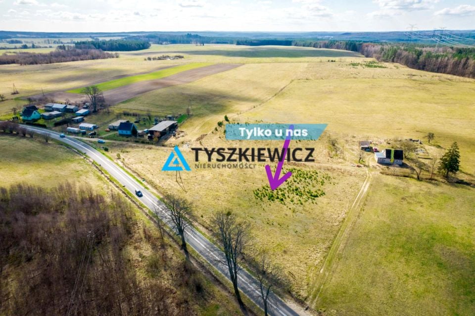 Działka nad jeziorem