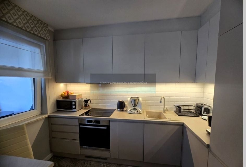 Sprzedam Mieszkanie Warszawa - 48 m²