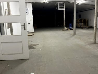 Budynek użytkowy Pęcice Małe