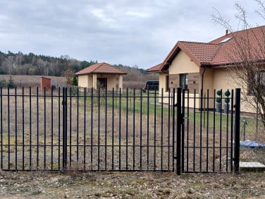 Ogrodzona działka Kębliny