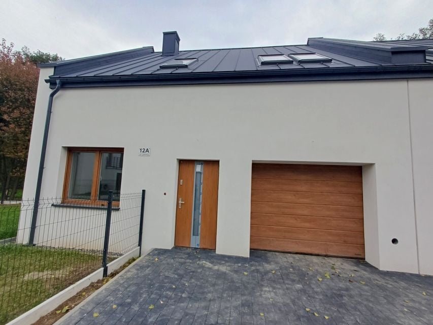 Dom – Strumień, Zamek, powiat cieszyński