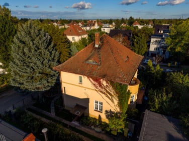 Dom z garażem