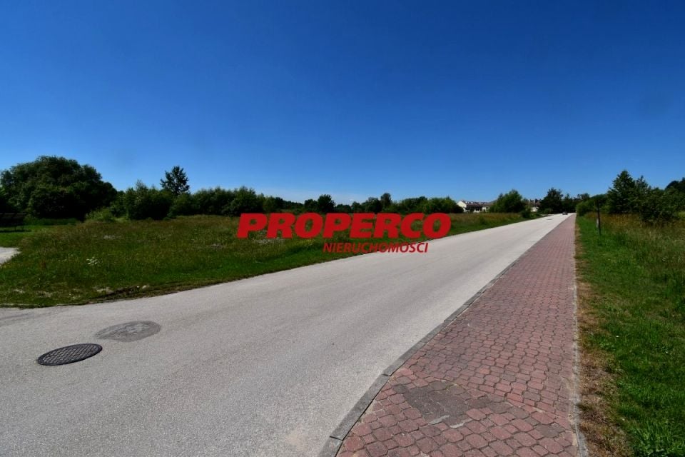 Działka Pierzchnica
