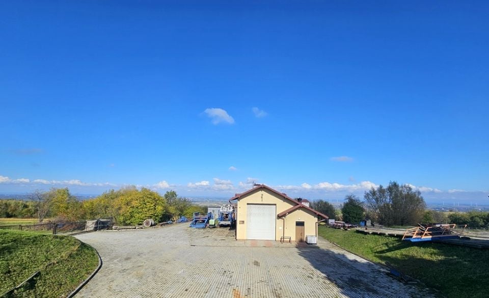 Budynek użytkowy Husów