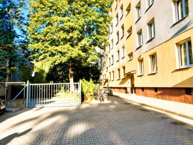Mieszkanie blok mieszkalny nad rzeką