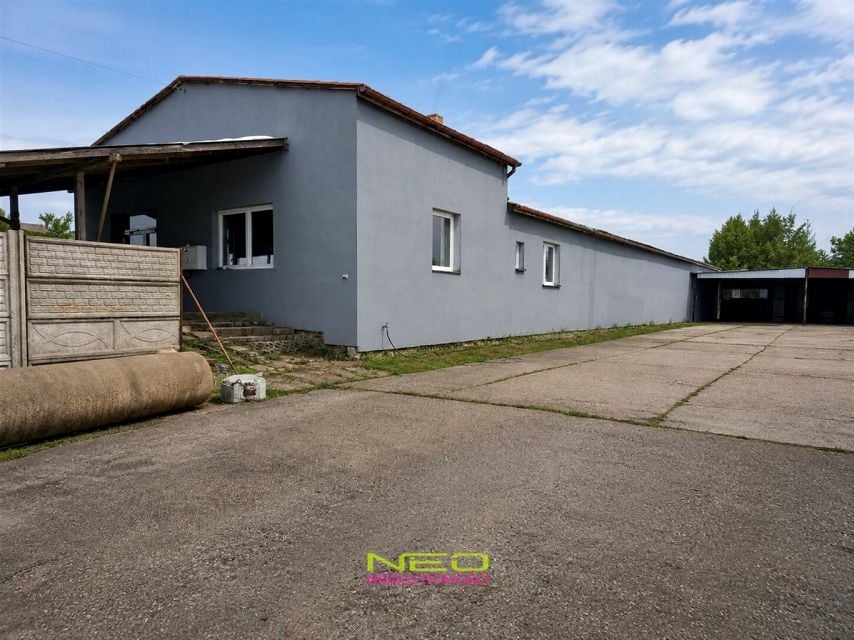 Budynek użytkowy Lipie