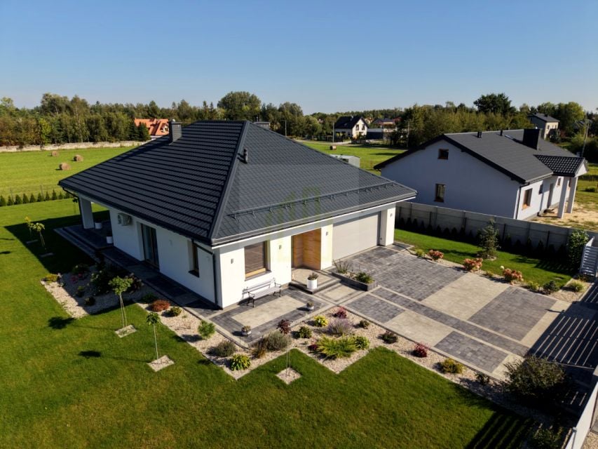 Dom Jaktorów-Kolonia