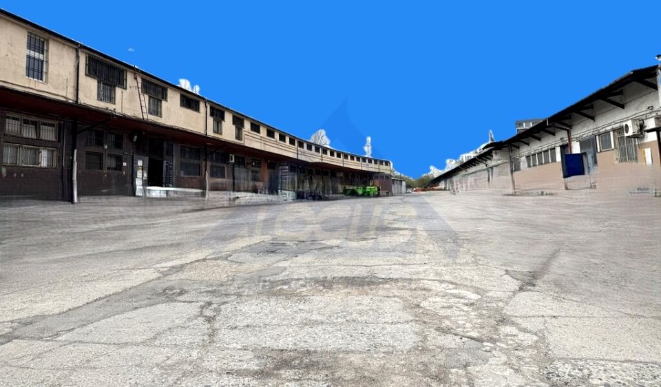 Budynek użytkowy Warszawa