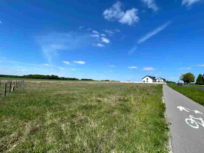 Działka Strzałków