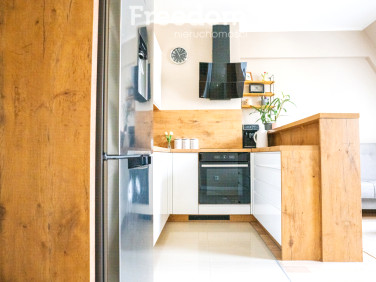 Mieszkanie blok mieszkalny nad jeziorem