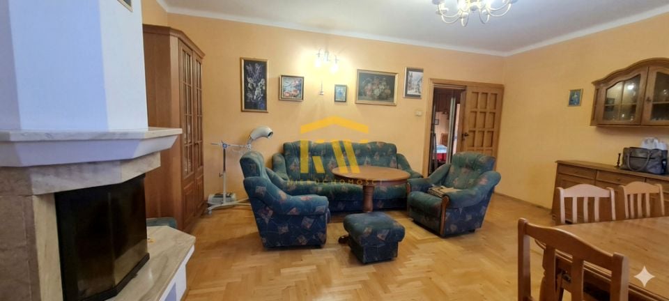 dom, ul. Janowiecka