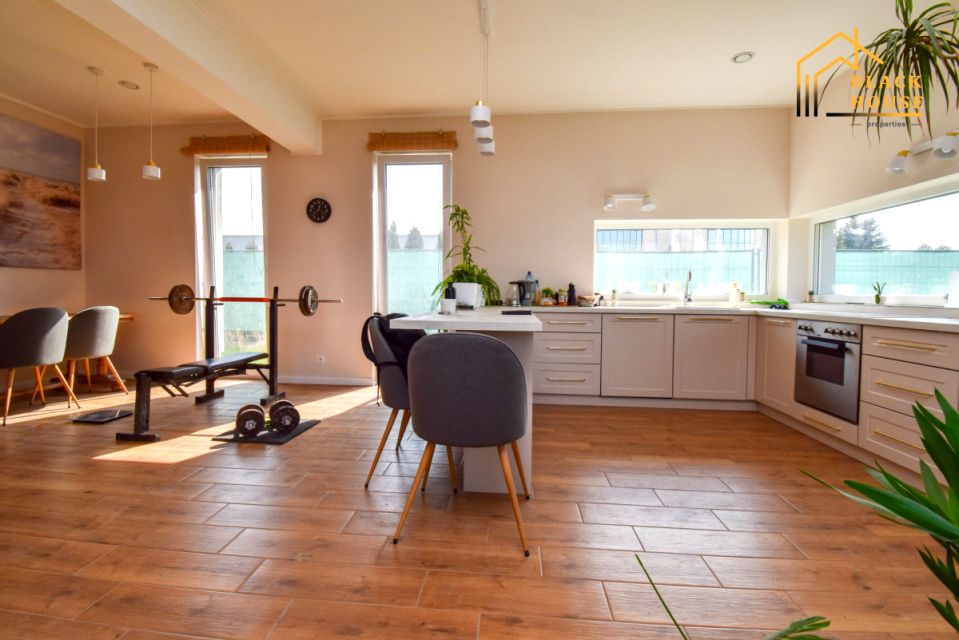 Dom Prawiedniki-Kolonia