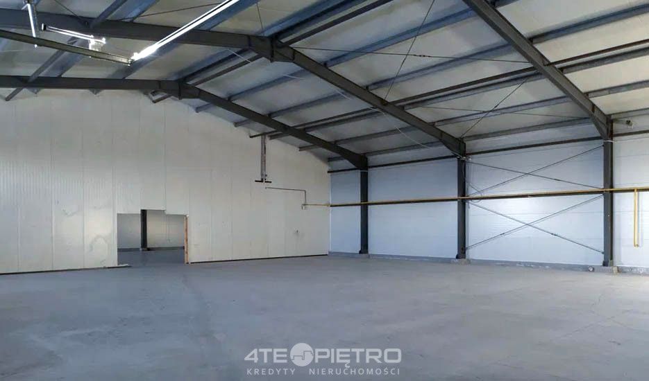 Budynek użytkowy Dominów