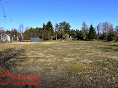 Działka nad jeziorem