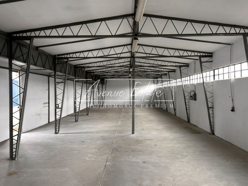 Budynek użytkowy Warszawa