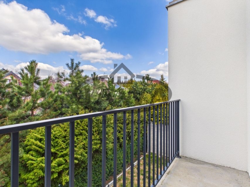 Mieszkanie blok mieszkalny przy lesie