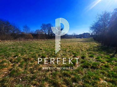 Pusta działka Banie