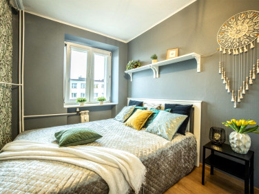 Mieszkanie blok mieszkalny Poddębice