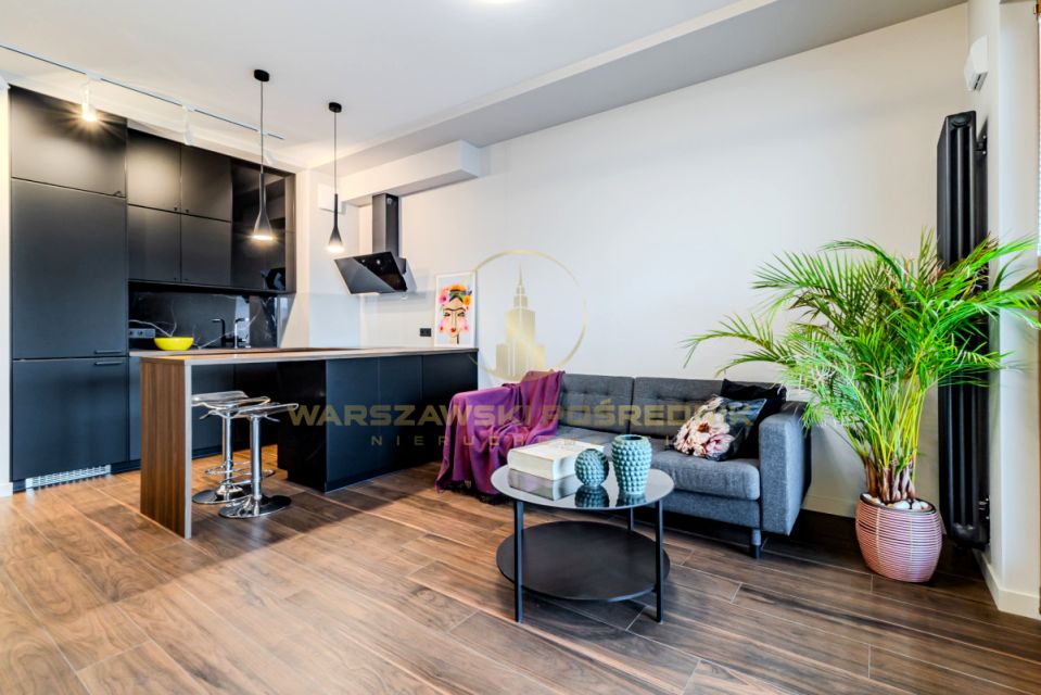 Apartament, Aleja gen. Władysława Sikorskiego