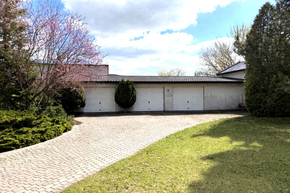 Budynek użytkowy Zielonki