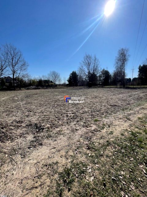 Działka budowlana Bronisławów