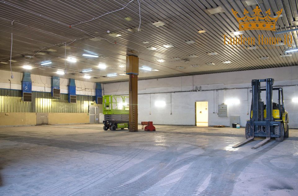 Budynek użytkowy Warszawa