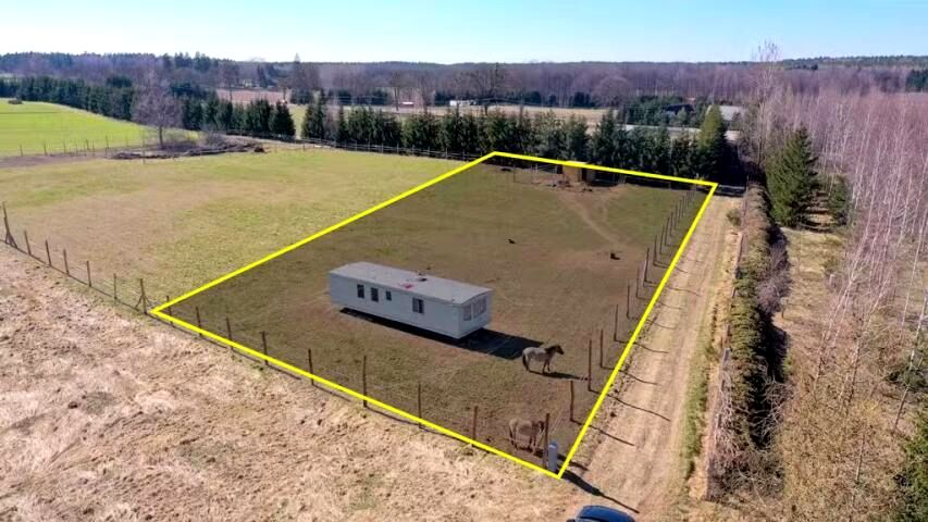 Pusta działka Pieczarki