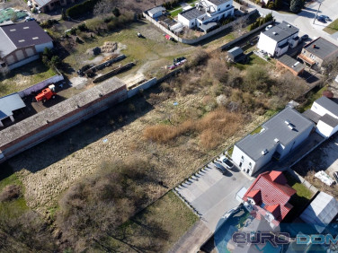 Pusta działka Czempiń