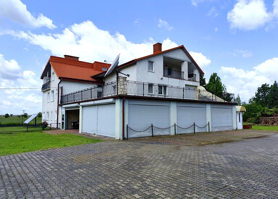 Dom Wola Czołnowska