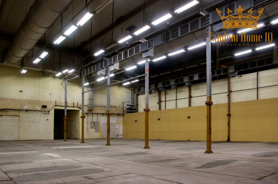 Budynek użytkowy Warszawa