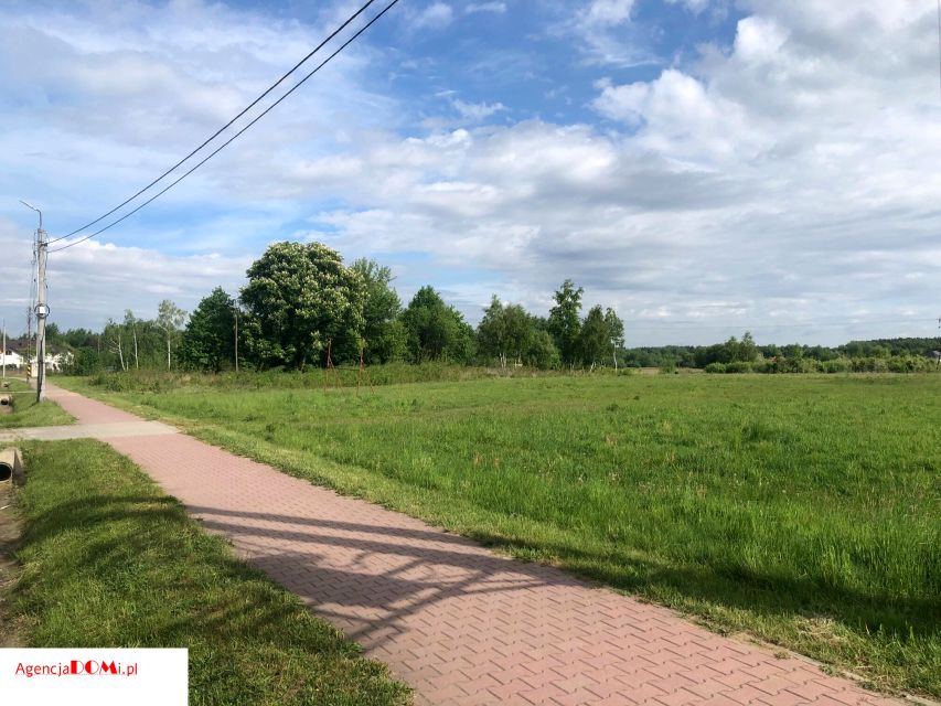 Działka budowlana Książenice