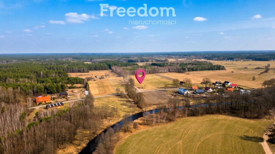 Działka nad jeziorem