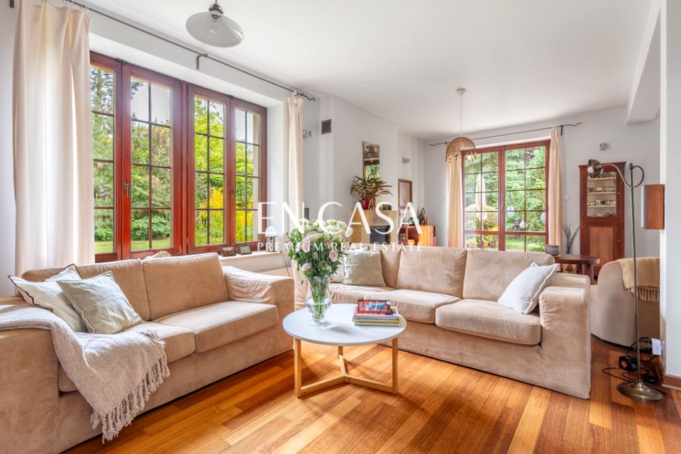 Dom KONSTANCIN-JEZIORNA