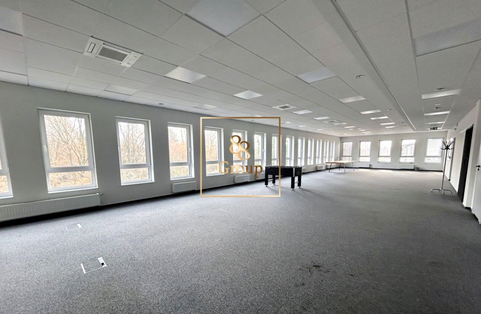 Budynek użytkowy Warszawa