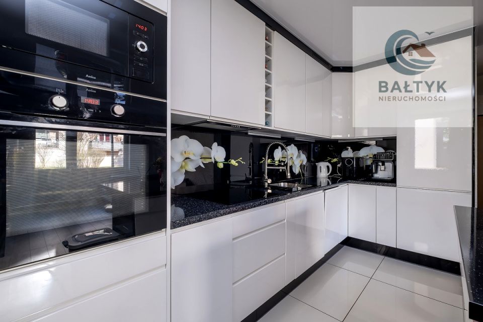 Mieszkanie blok mieszkalny sprzedaż