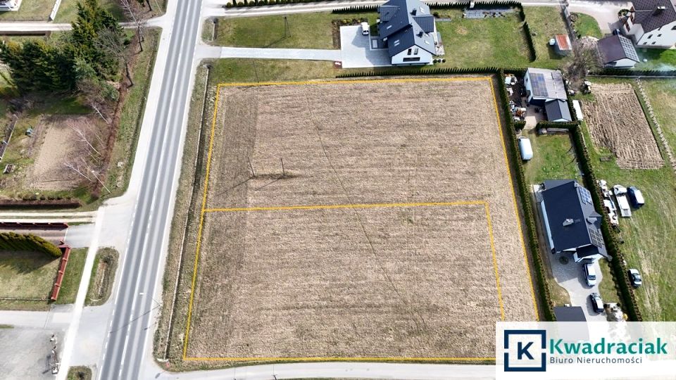 Działka usługowa Skołyszyn