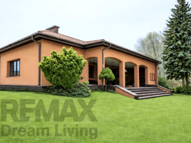 Dom Michałów-Reginów