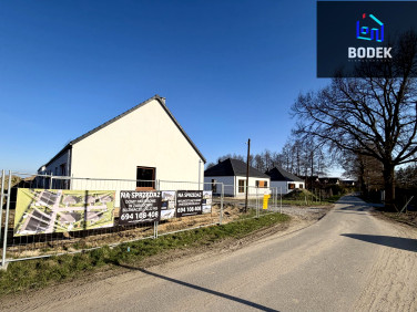 Dom Dobroszów Oleśnicki