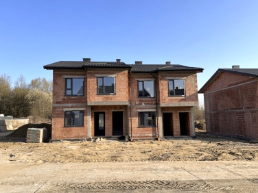 Mieszkanie blok mieszkalny przy lesie