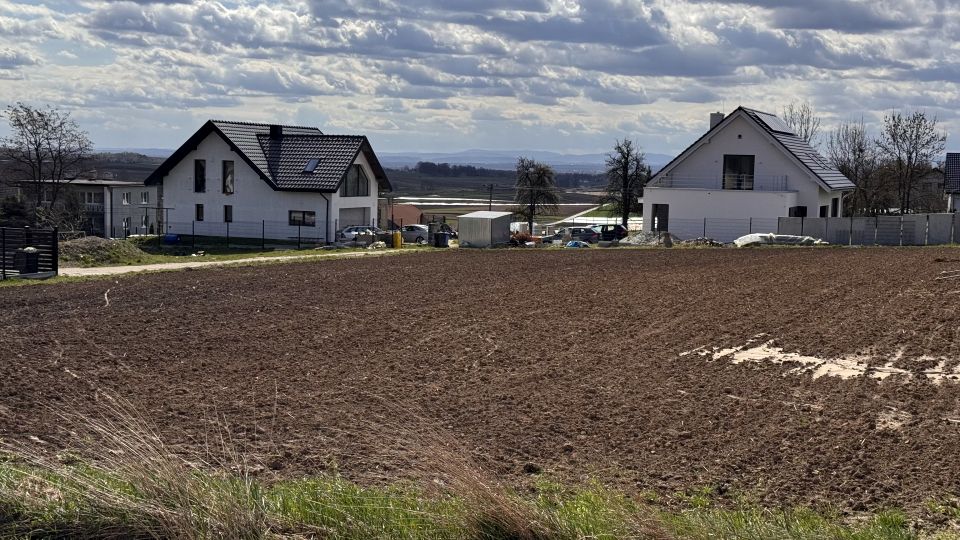 Działka Głęboka