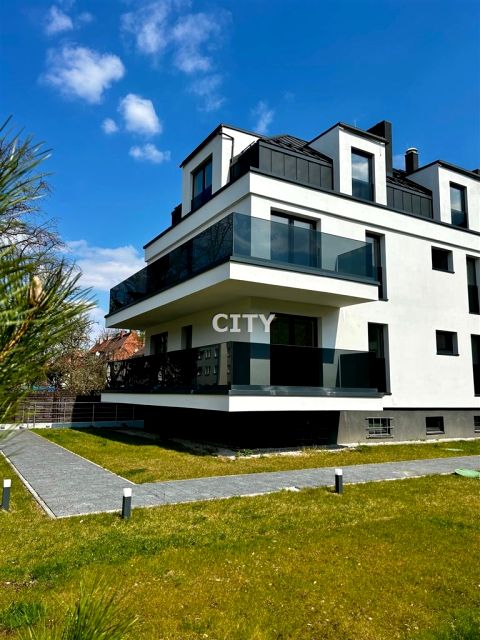 Mieszkanie blok mieszkalny Wrocław